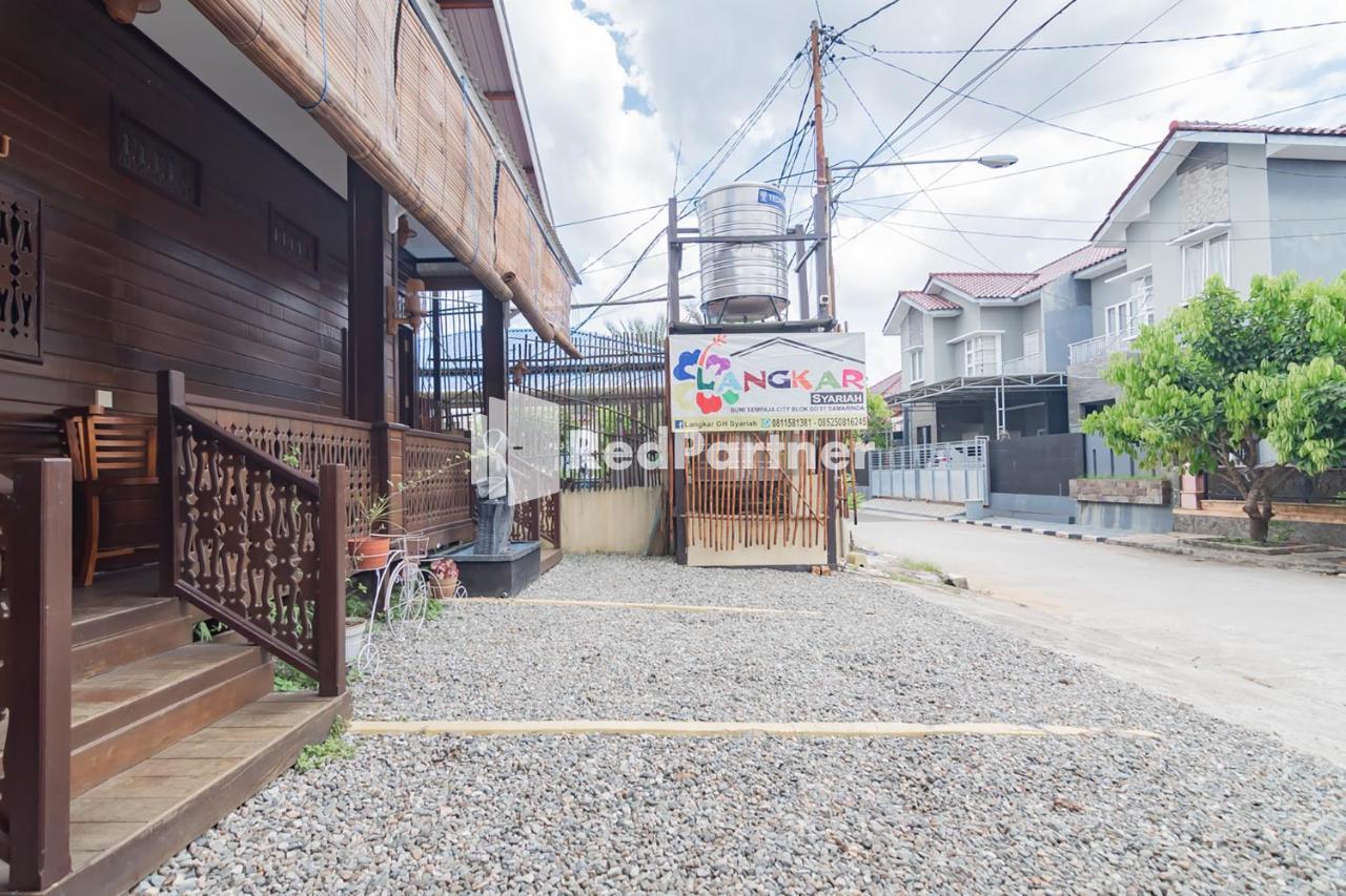 Langkar Guest House Syariah Mitra Reddoorz 三马林达 外观 照片
