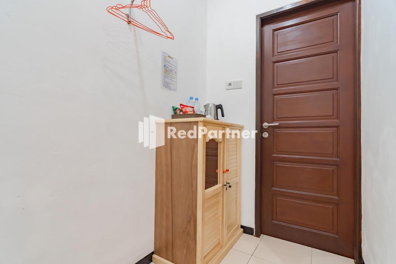 Langkar Guest House Syariah Mitra Reddoorz 三马林达 外观 照片