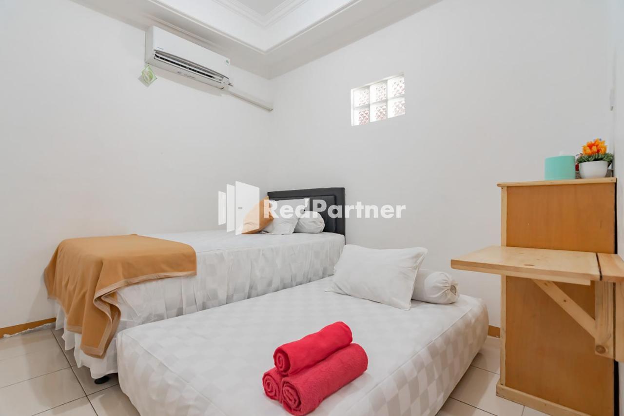 Langkar Guest House Syariah Mitra Reddoorz 三马林达 外观 照片