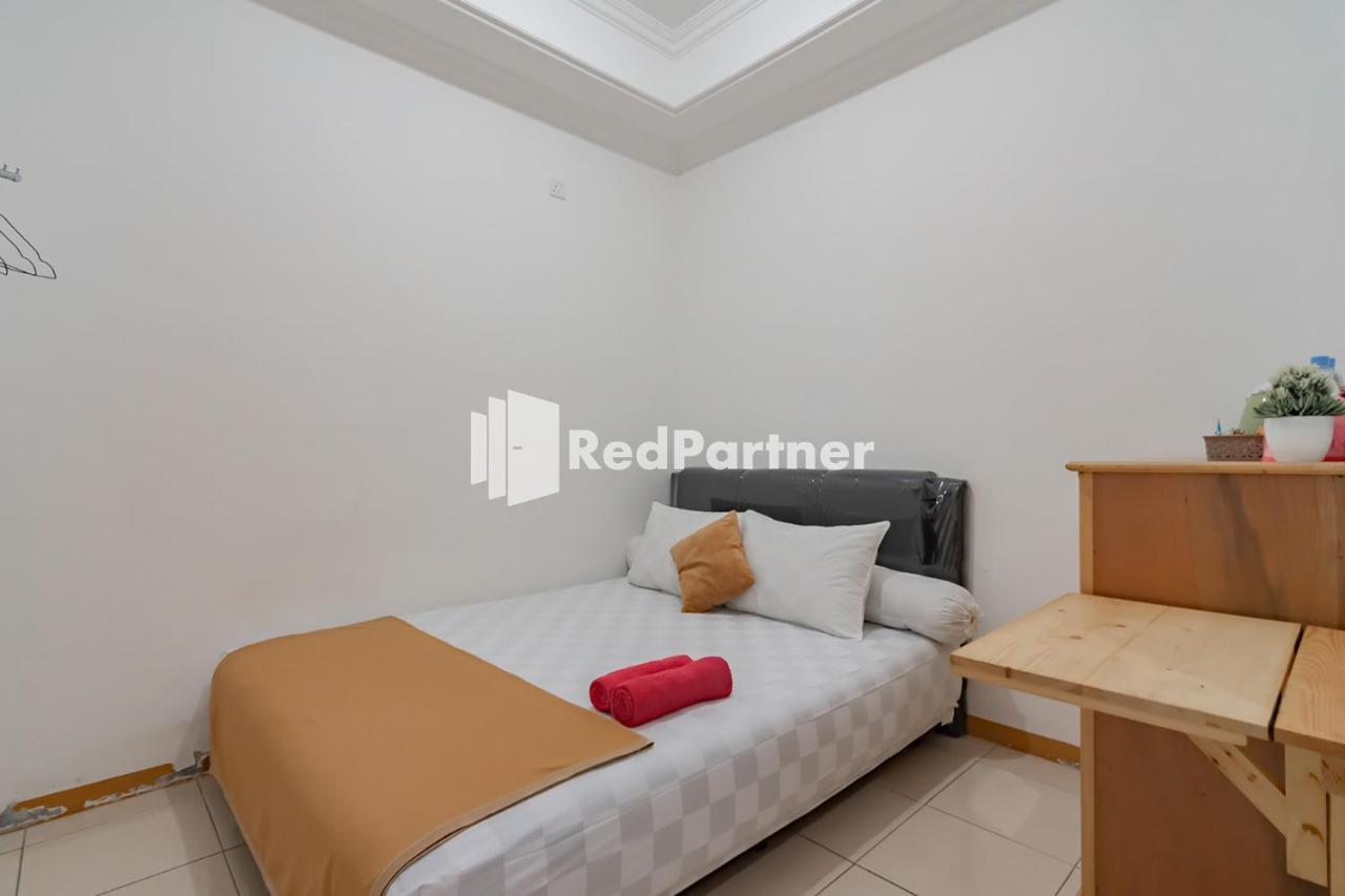 Langkar Guest House Syariah Mitra Reddoorz 三马林达 外观 照片