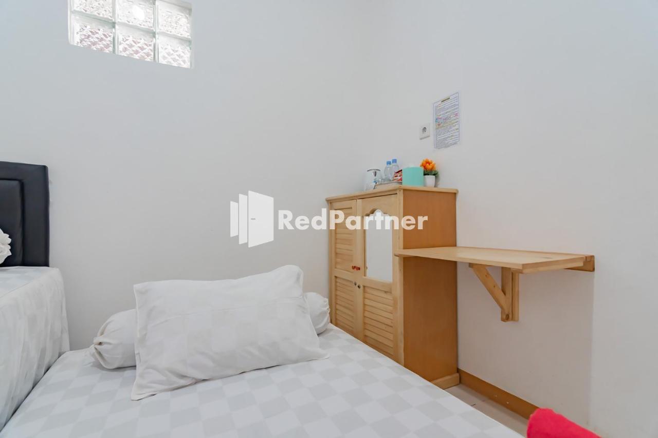 Langkar Guest House Syariah Mitra Reddoorz 三马林达 外观 照片